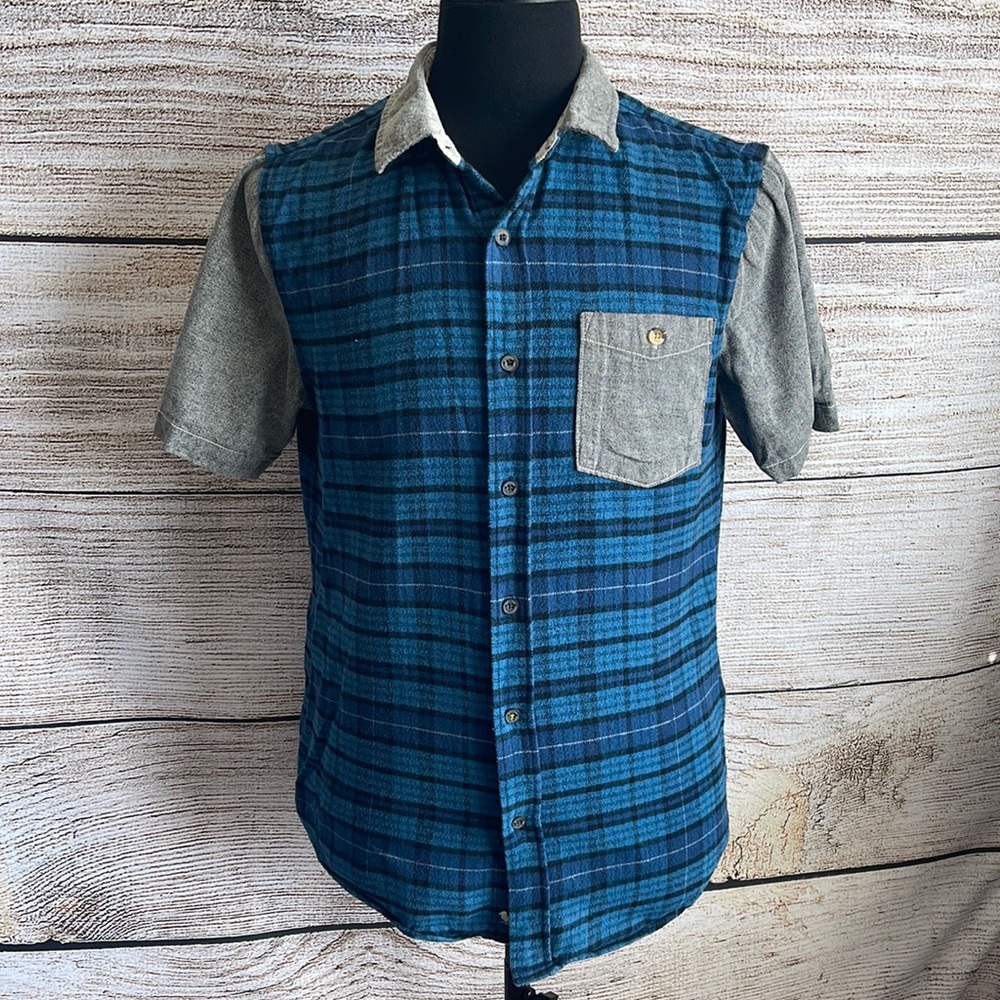 Mens Modern Amusement Button down short